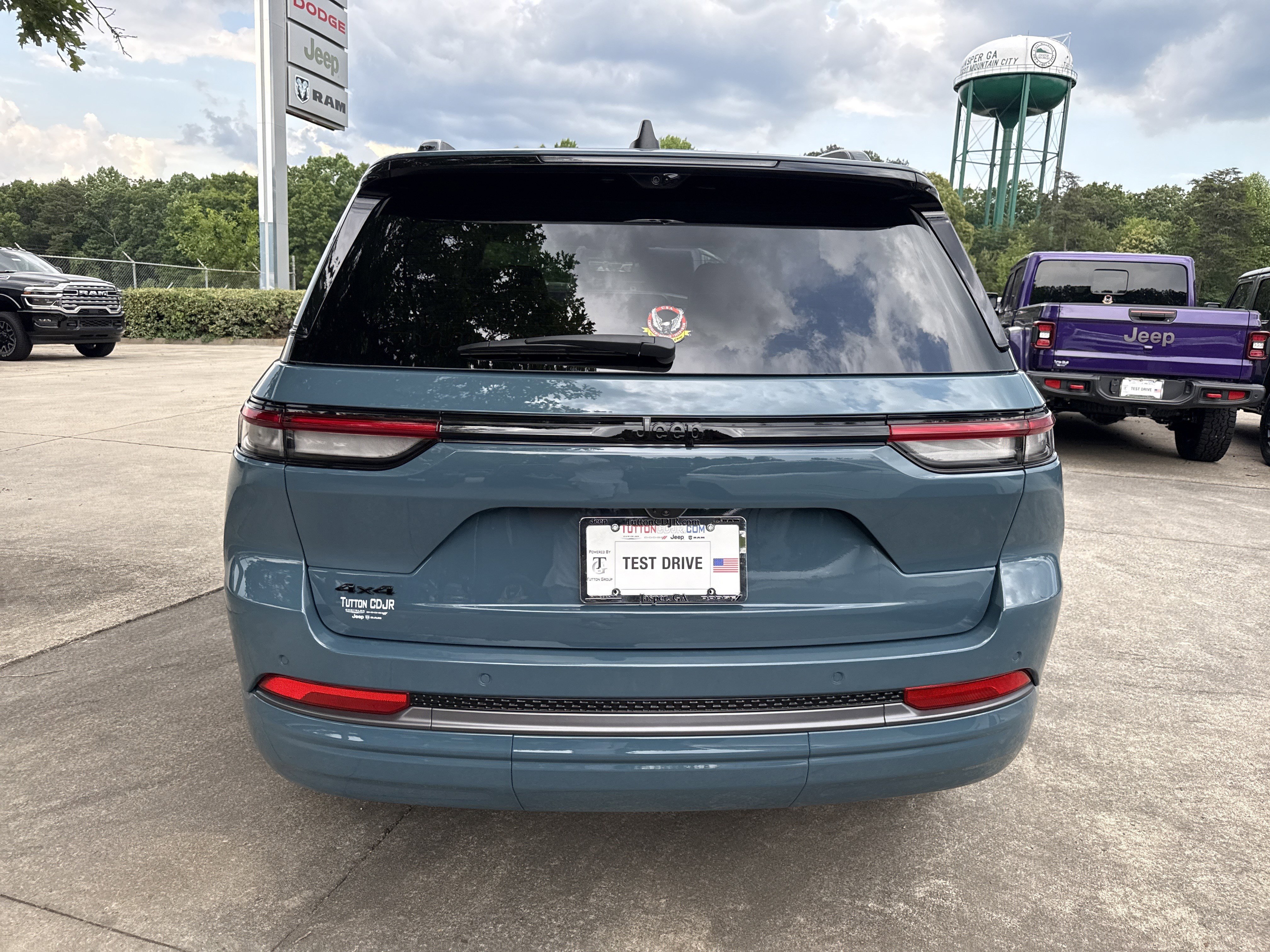New 2026 Steel Blue Jeep Limited Reserve image 6