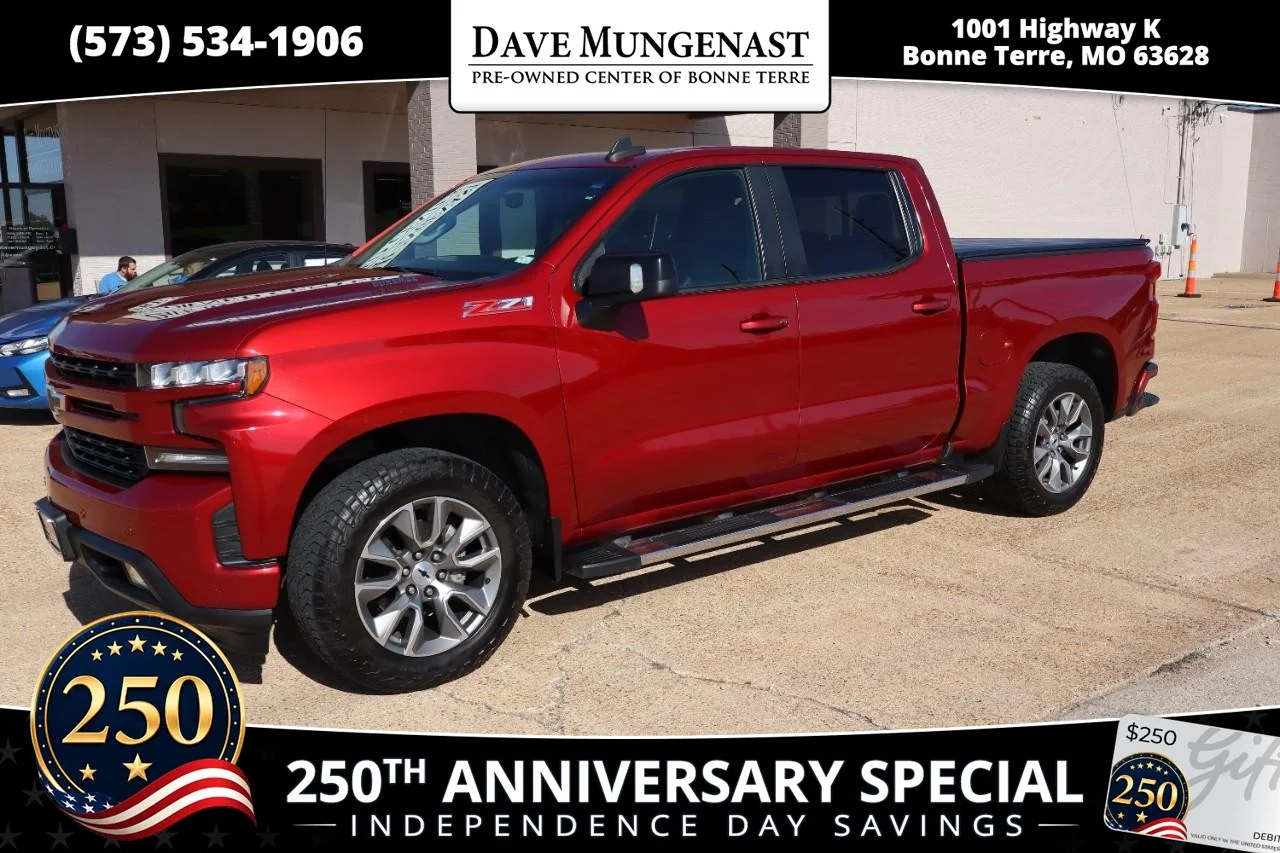 2022 Chevrolet Silverado 1500 RST 4X4 Crew Cab Short Box's photo