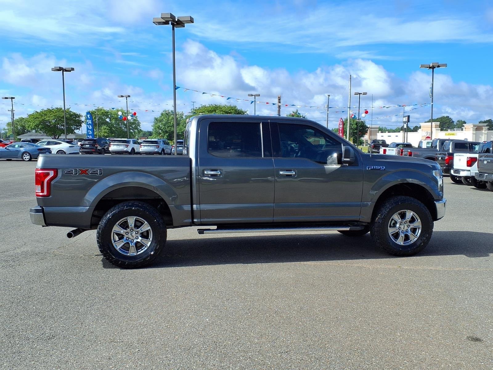 Used 2016 Lithium Gray Ford XLT image 10