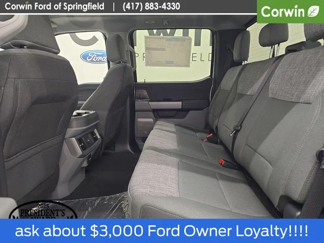 New 2026 Oxford White Ford F-250® XLT image 21
