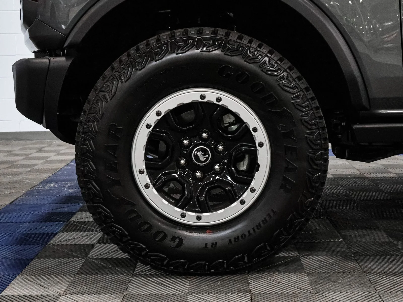Used 2026 Carbonized Gray Metallic Ford Badlands® image 18