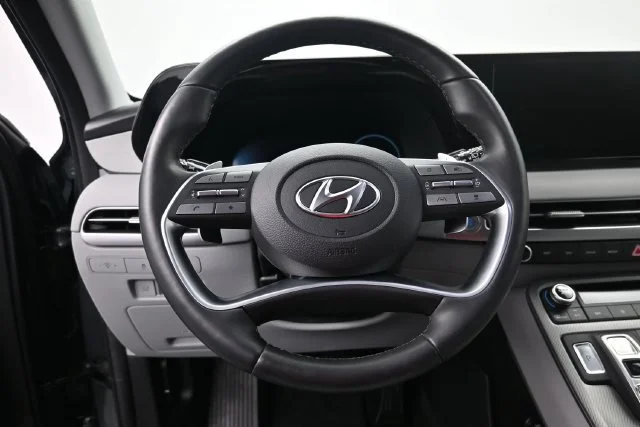 Used 2025 Steel Graphite Hyundai SEL Premium 8P image 14