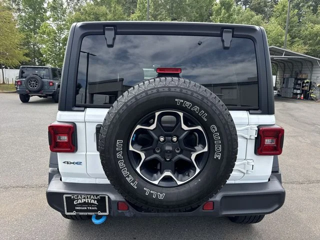 Used 2022 White Jeep Unlimited Rubicon 4xe image 12