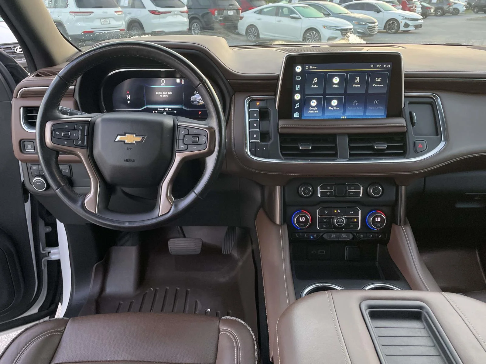 Used 2022 Iridescent Pearl Tricoat Chevrolet High Country image 4