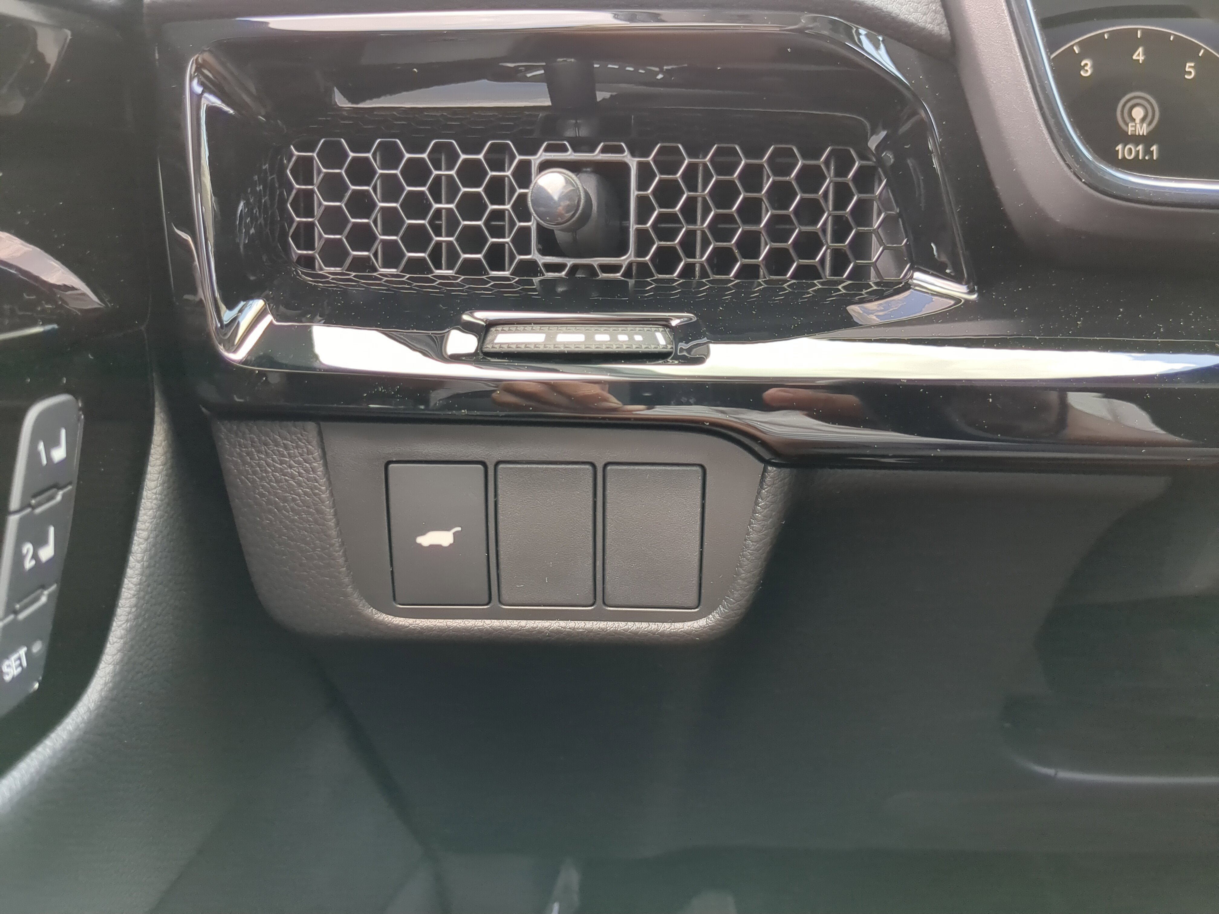 New 2026 Platinum White Pearl Honda EX-L image 30