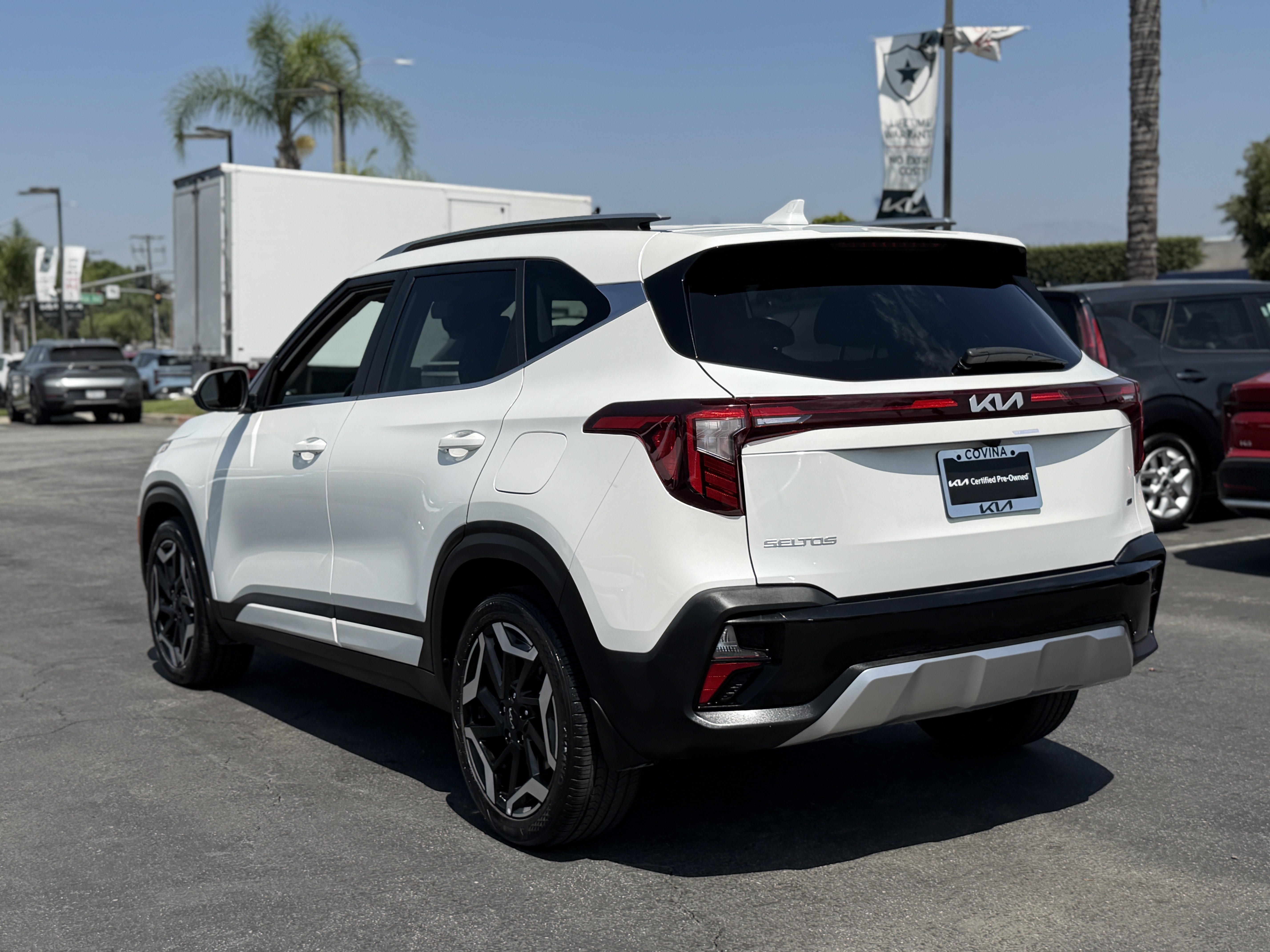 Certified Used 2024 Snow White Pearl Kia SX image 6