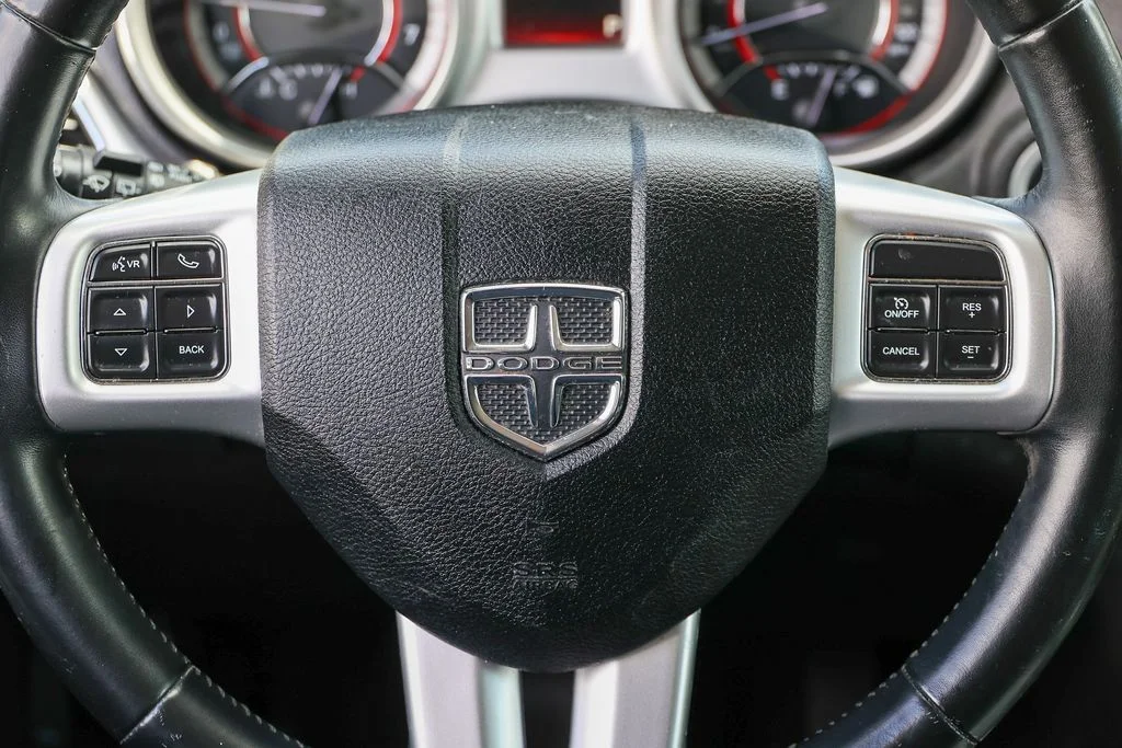 Used 2018 Silver Dodge SE image 8
