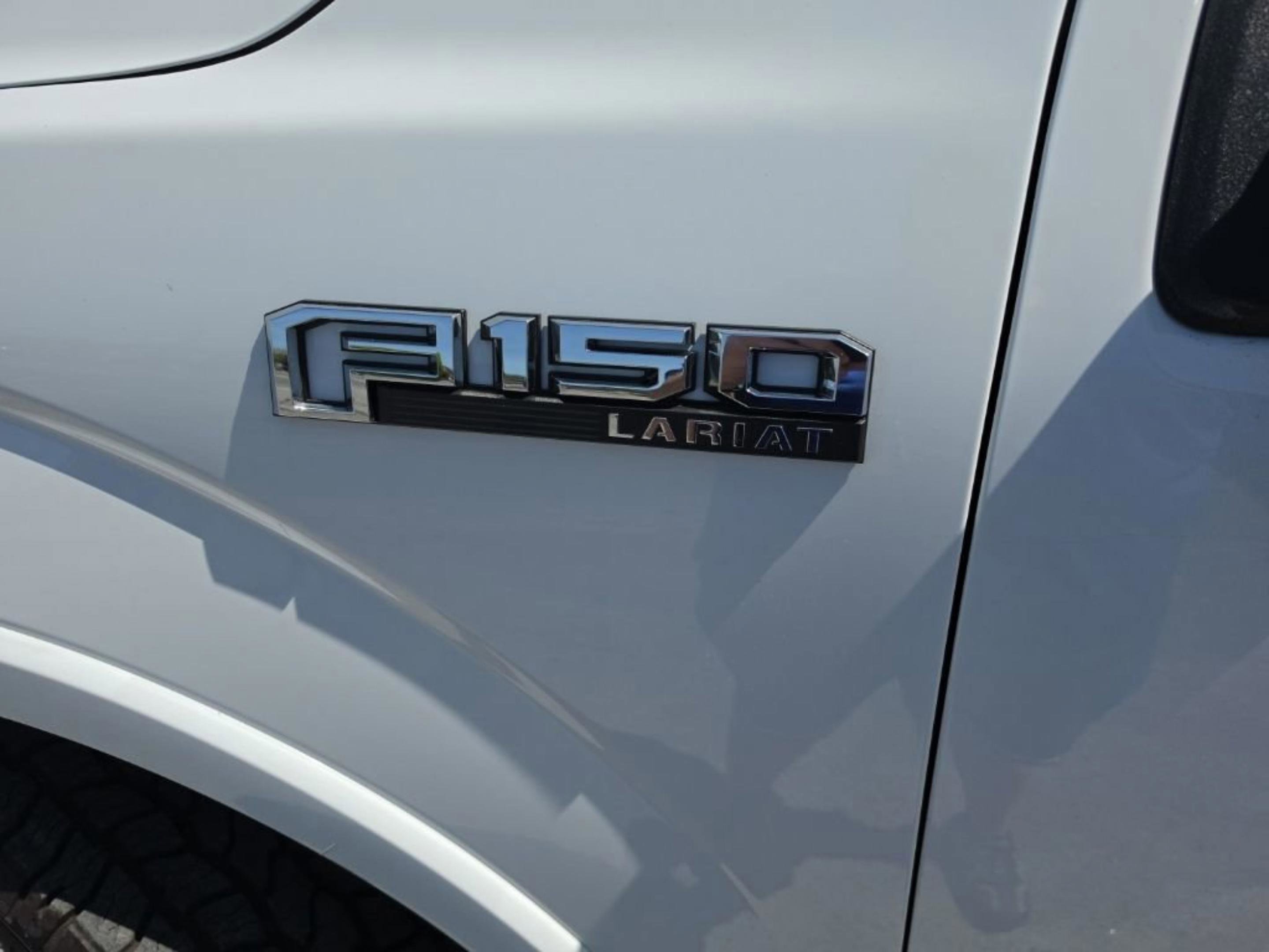 Used 2016 White Ford LARIAT image 33
