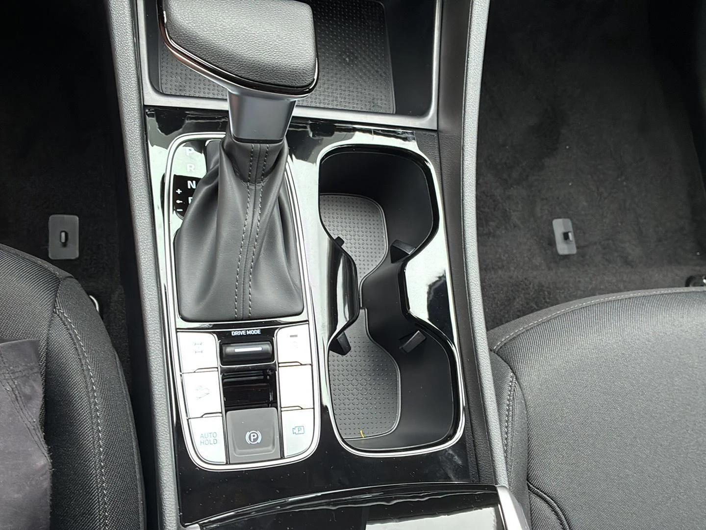New 2026 Atlantis Blue Hyundai SE image 23