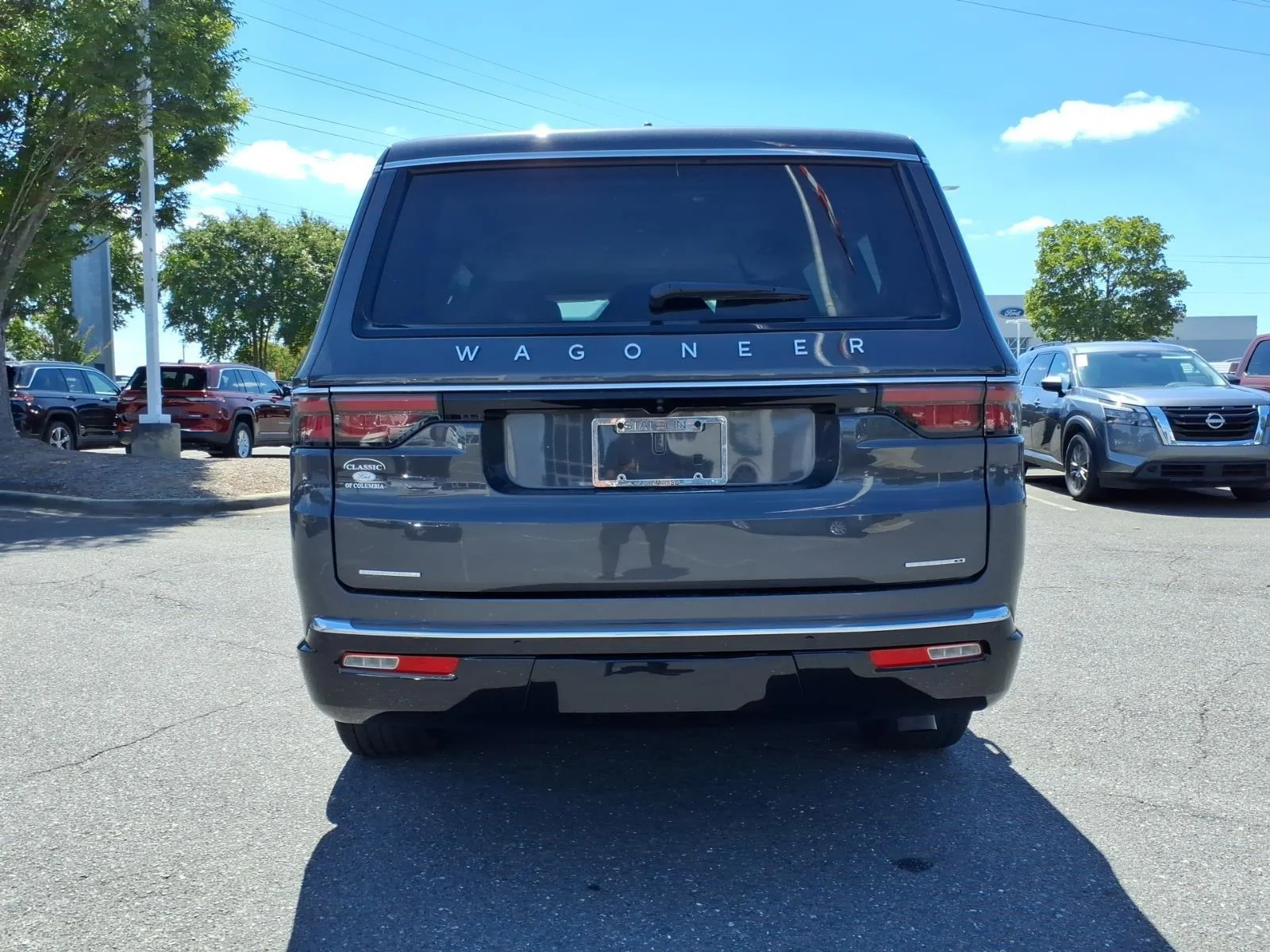 Used 2023 Baltic Gray Metallic Clearcoat Jeep Series II image 18