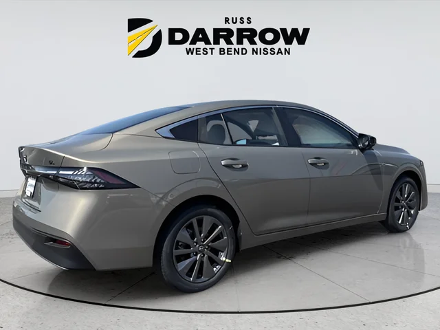 New 2026 Brown Nissan SL image 5