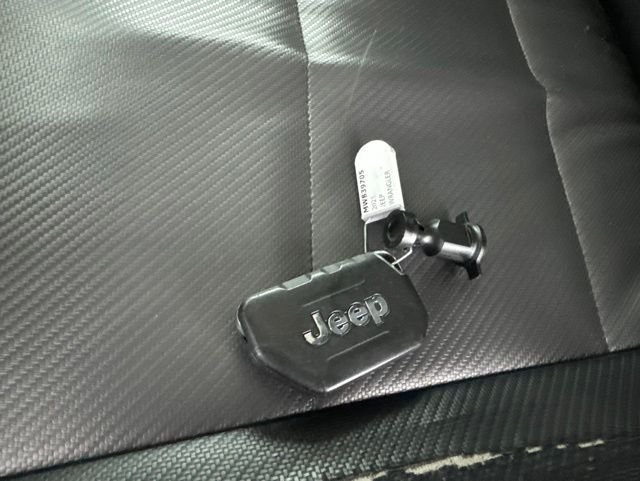 Used 2021 Gray Jeep Sport image 12