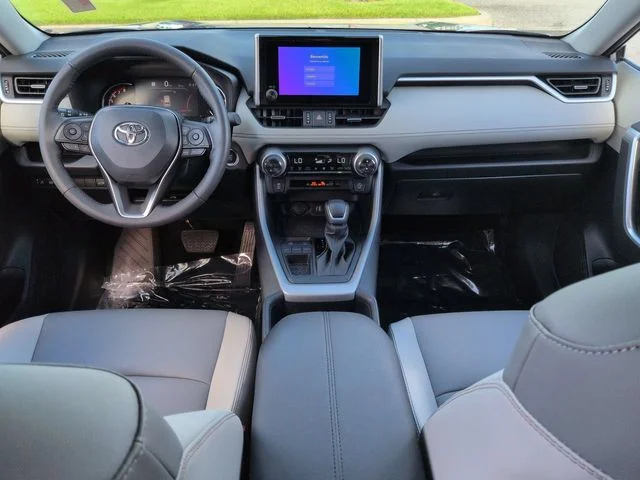 Certified Used 2025 Silver Toyota XLE Premium image 15