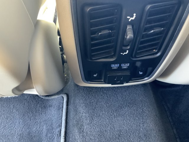 Used 2015 Brilliant Black Crystal Pearlcoat Jeep Limited image 23