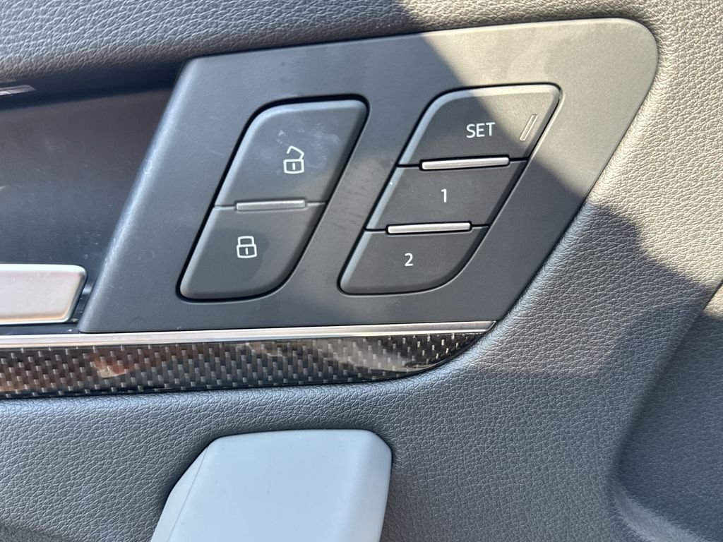 2022 Audi SQ5 Premium - Photo 19