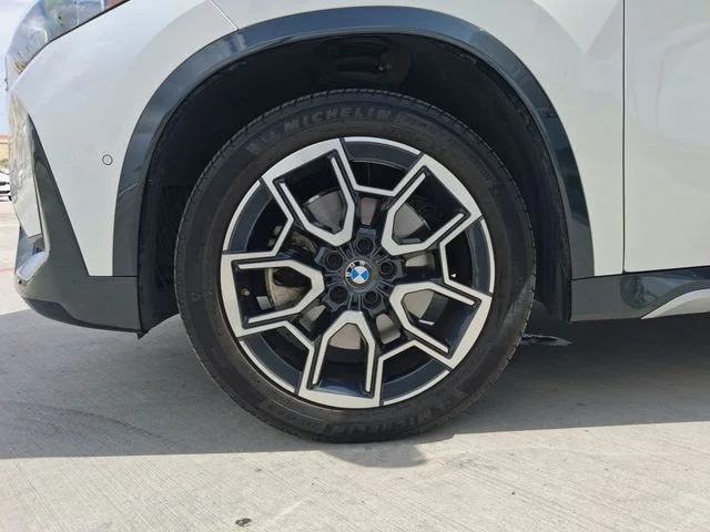 2025 BMW X1 28i - Photo 28