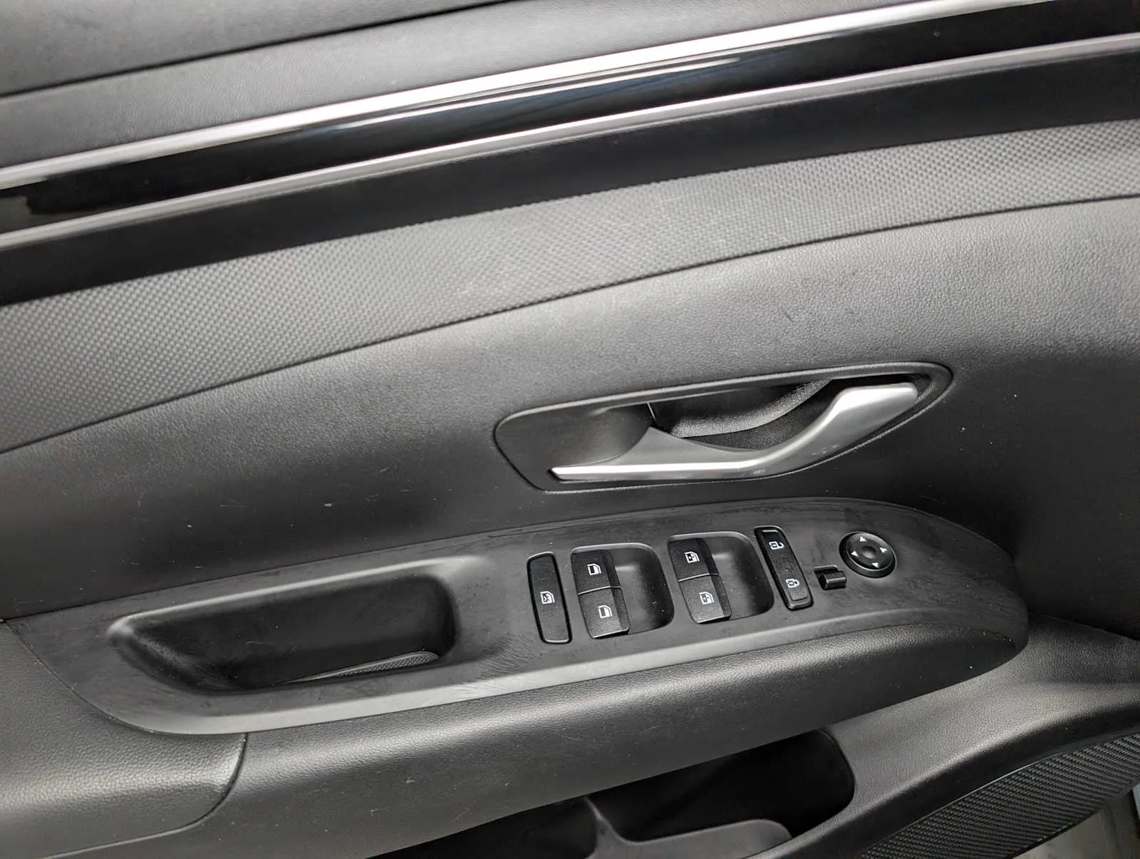 Used 2024 Blue Stone Hyundai SEL image 37