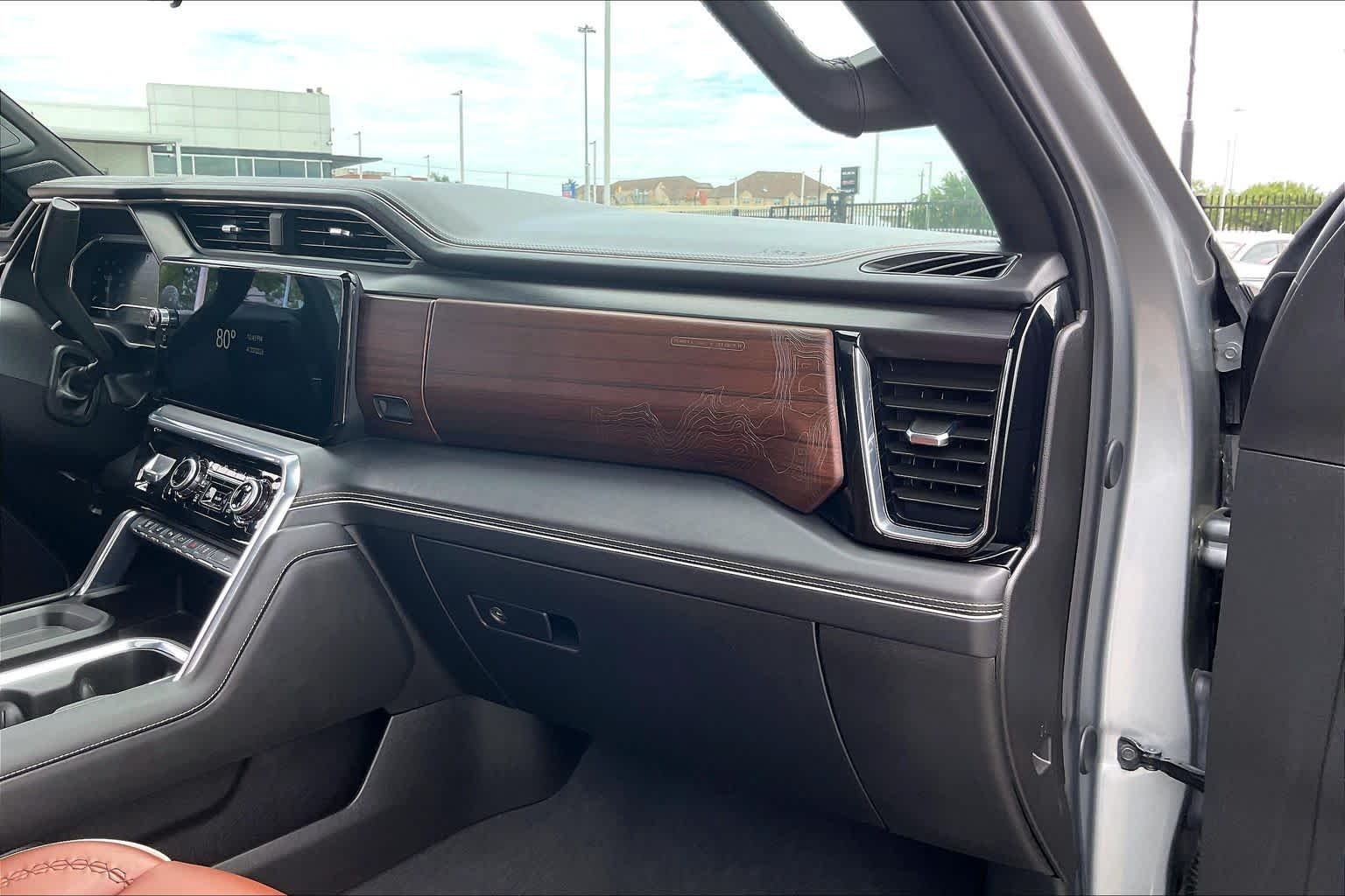 Used 2025 Sterling Metallic GMC Denali Ultimate image 19