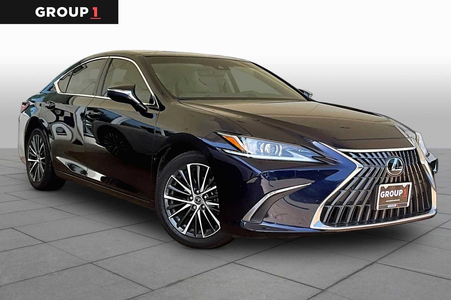 Certified Used 2025 Nightfall Mica Lexus  image 3