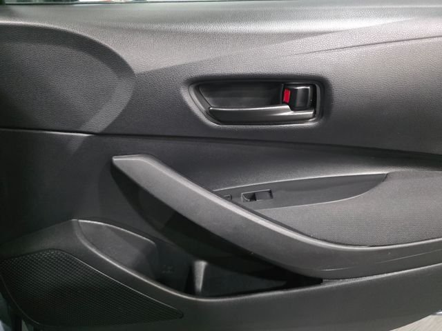 Used 2024  Toyota LE image 13
