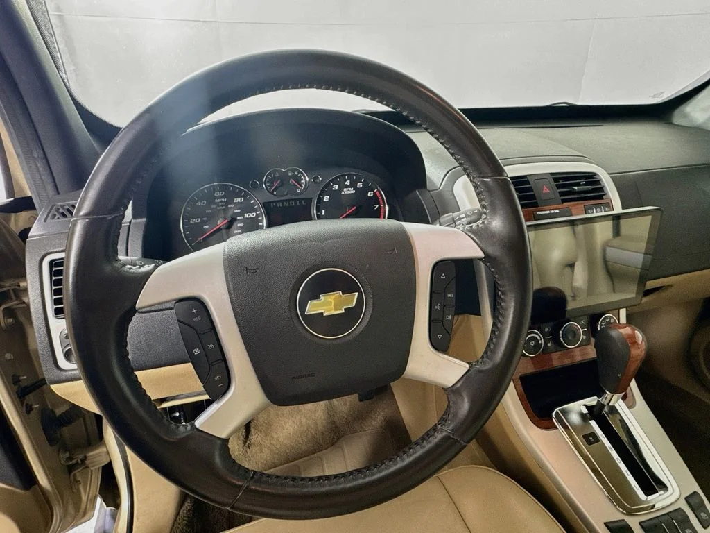 Used 2008 Beige Chevrolet LT image 11