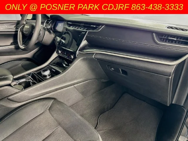 Used 2023 Black Jeep Laredo image 28