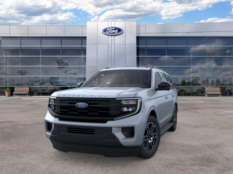 New 2026 Glacier Gray Metallic Tri-Coat Ford Active image 52