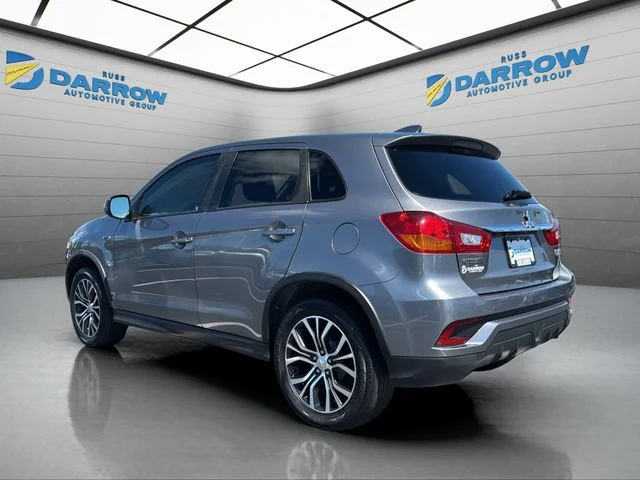 Used 2018 Gray Mitsubishi  image 3