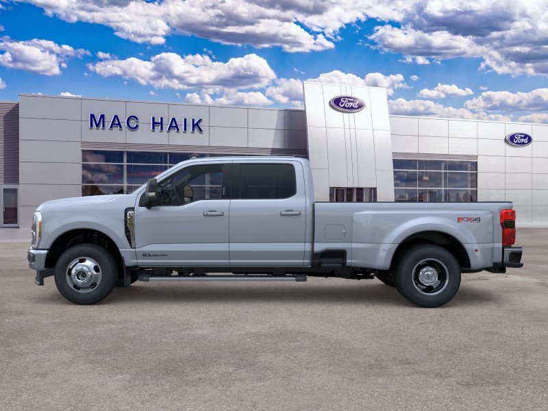 New 2026 Glacier Gray Metallic Tri-Coat Ford F-350® Lariat® image 25