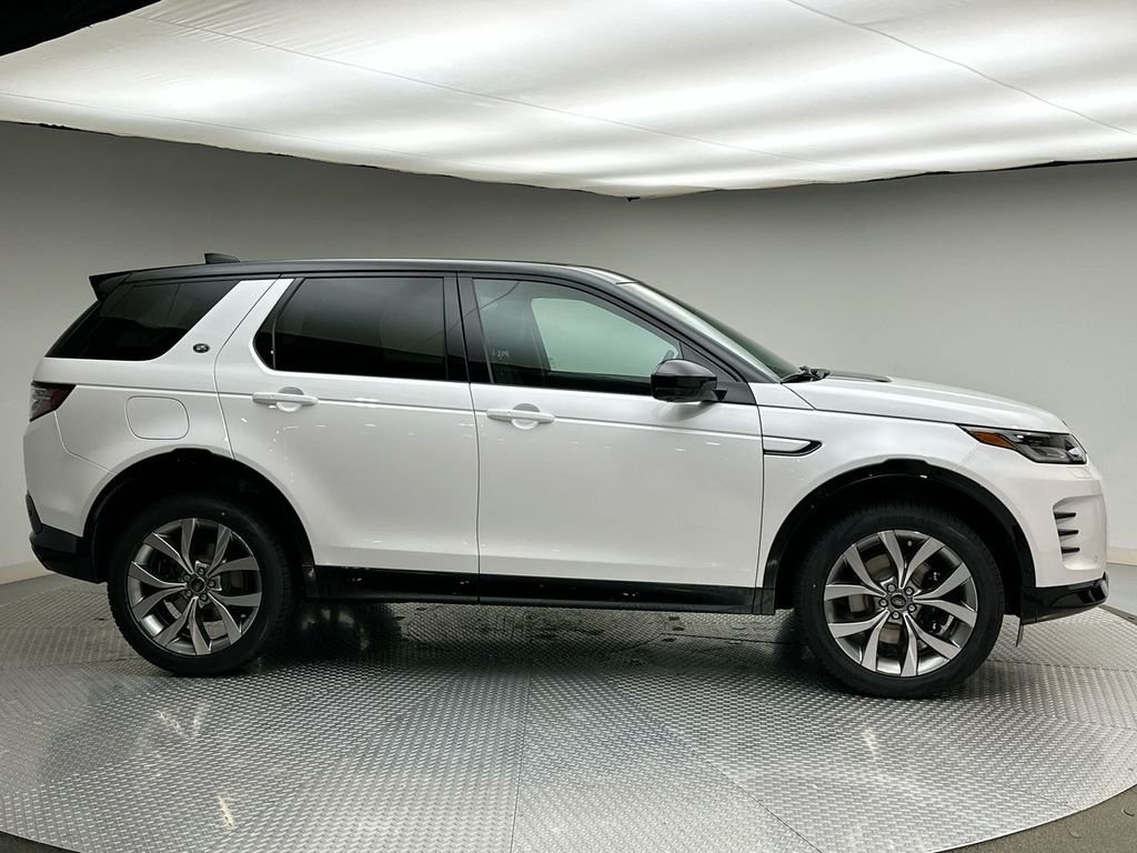 New 2026 Ostuni Pearl White Land Rover Landmark image 4