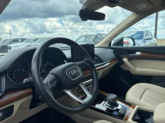 Used 2023 Black Metallic Audi S line Premium image 14