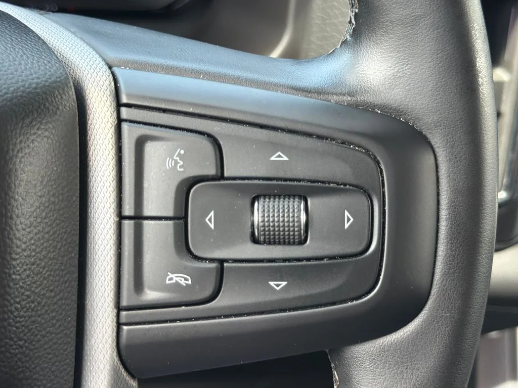 Used 2024 Sterling Metallic GMC Denali image 33