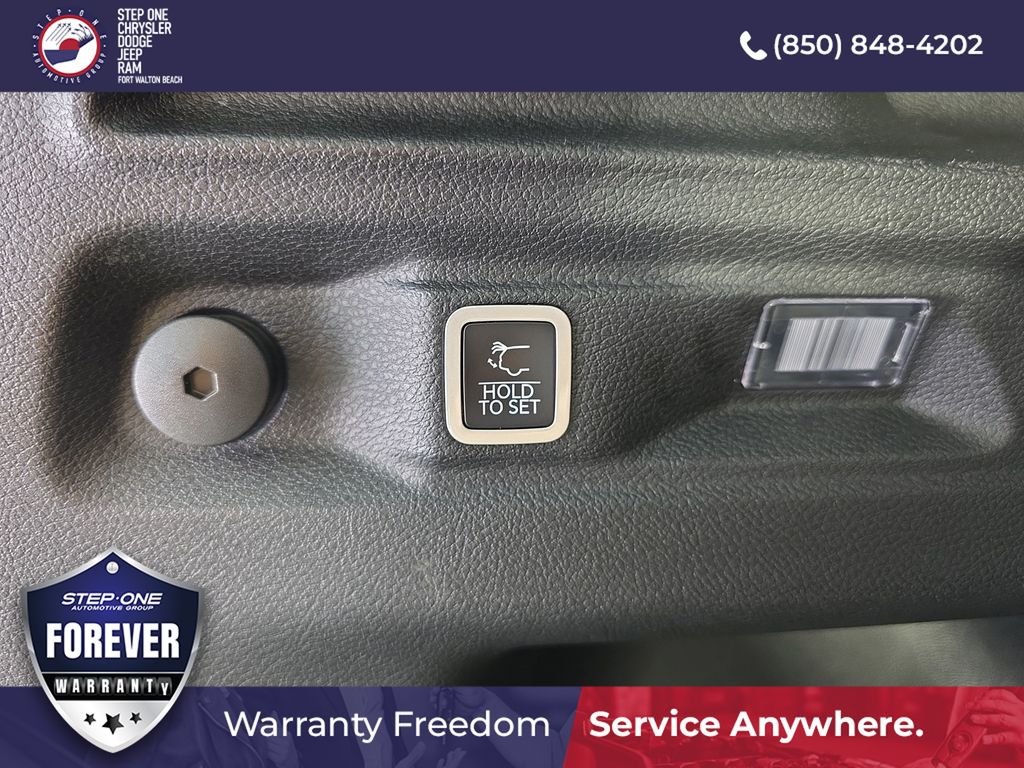 Used 2025 Silver Jeep Limited image 32