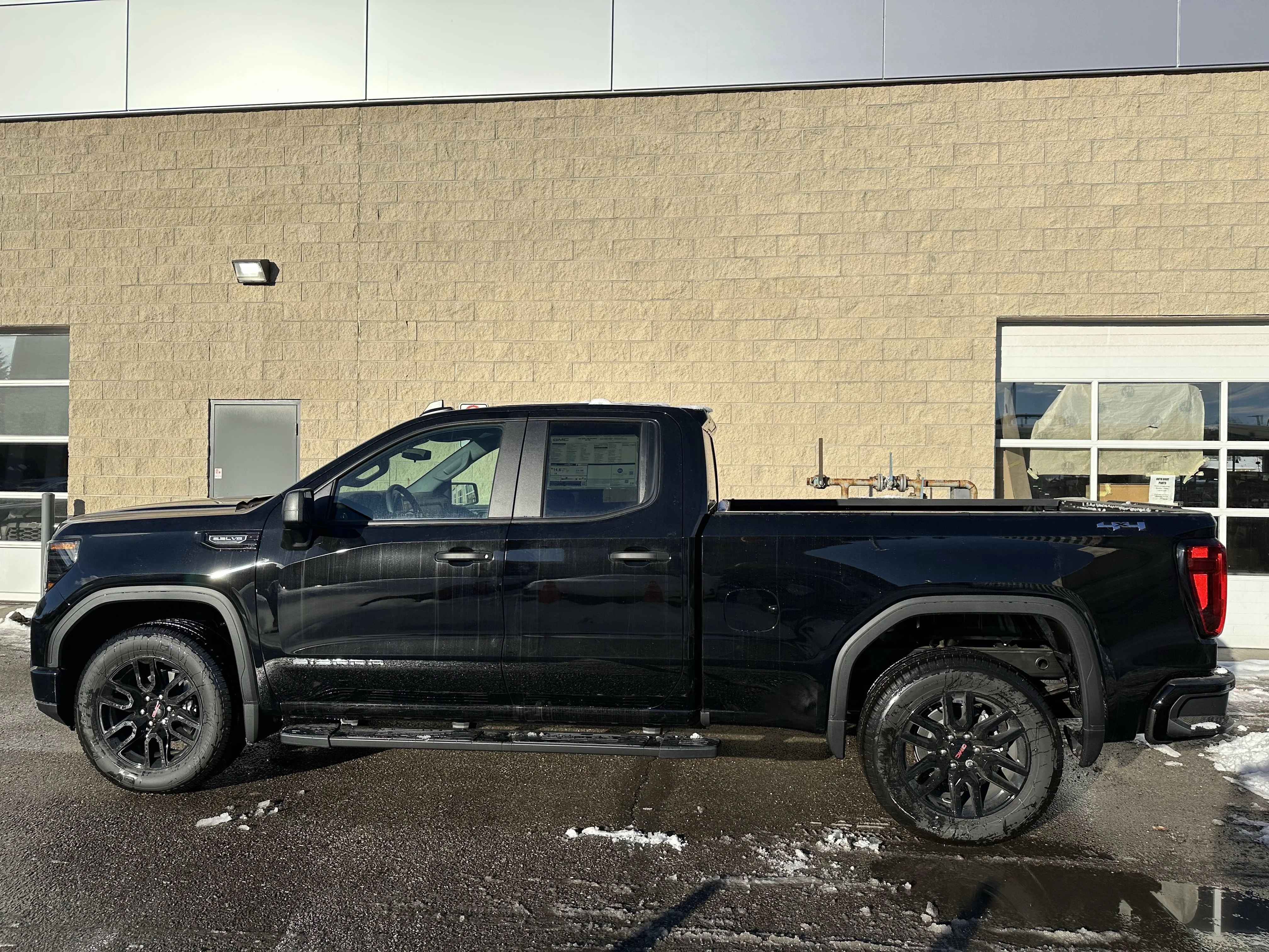 New 2026 Onyx Black GMC Pro image 3