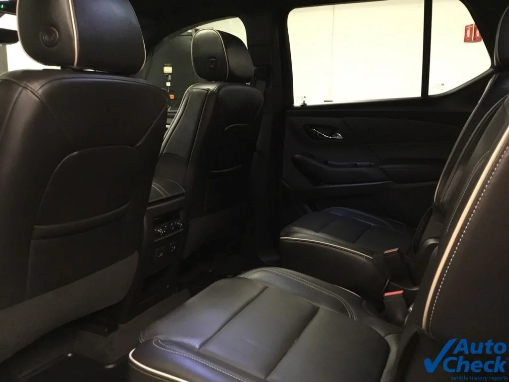 Used 2022 White Chevrolet Premier image 29