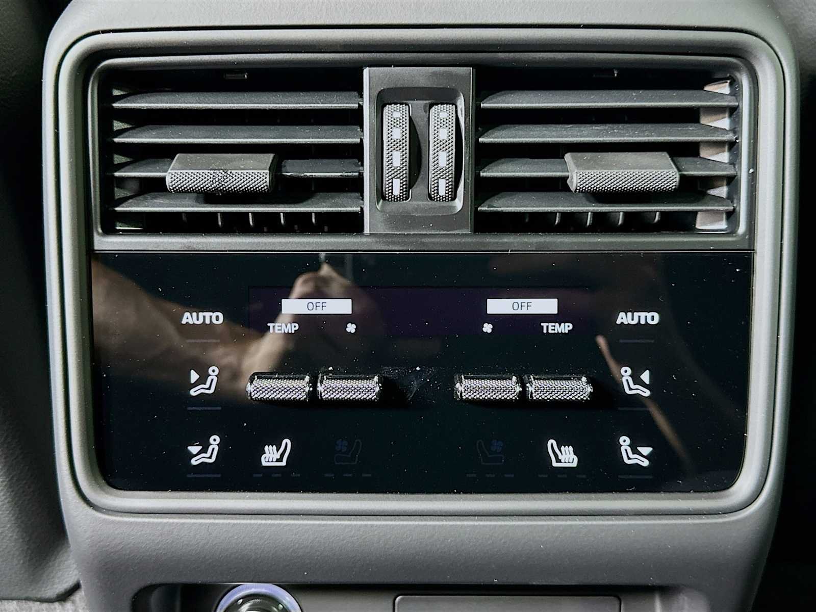 2026 Porsche Cayenne Coup E-Hybrid - Photo 26