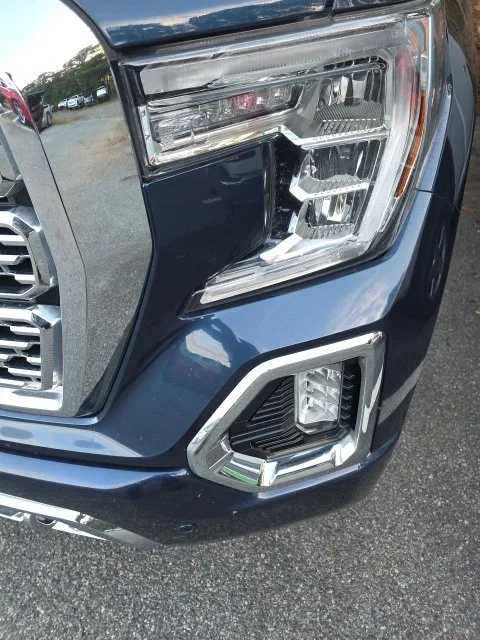 Used 2021 Blue GMC Denali image 2