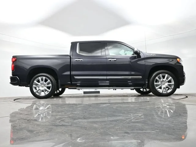 Used 2022 Dark Ash Metallic Chevrolet High Country image 32