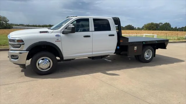New 2026 Bright White Clear-Coat Exterior Paint RAM Tradesman image 5