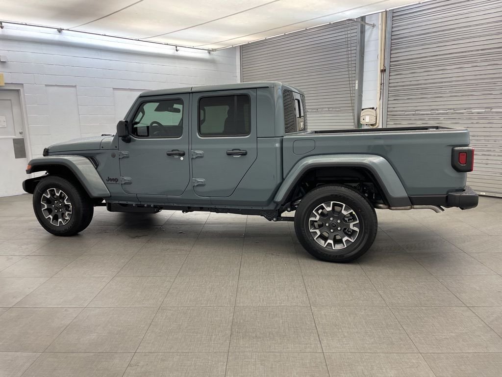 New 2026 Anvil Clear-Coat Exterior Paint Jeep Sahara image 5