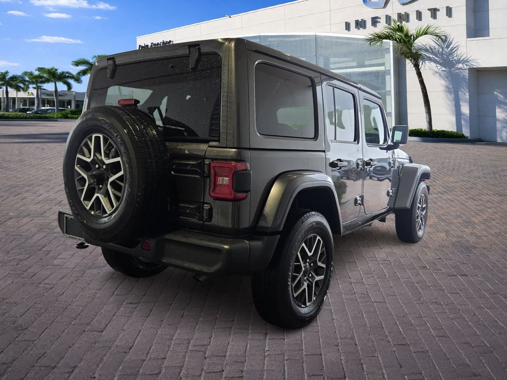 2025 Jeep Wrangler 4-Door Sahara - Photo 7