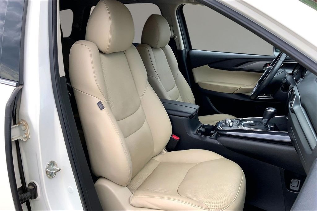 Used 2016 Snowflake White Pearl Mica Mazda Touring image 7