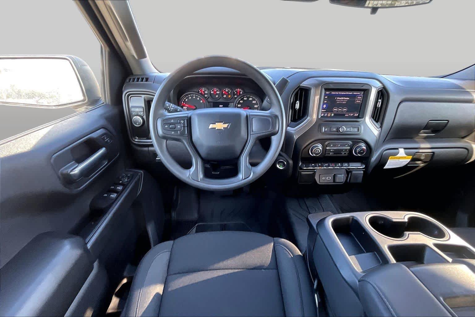 2026 Chevrolet Silverado 1500 Custom - Photo 6