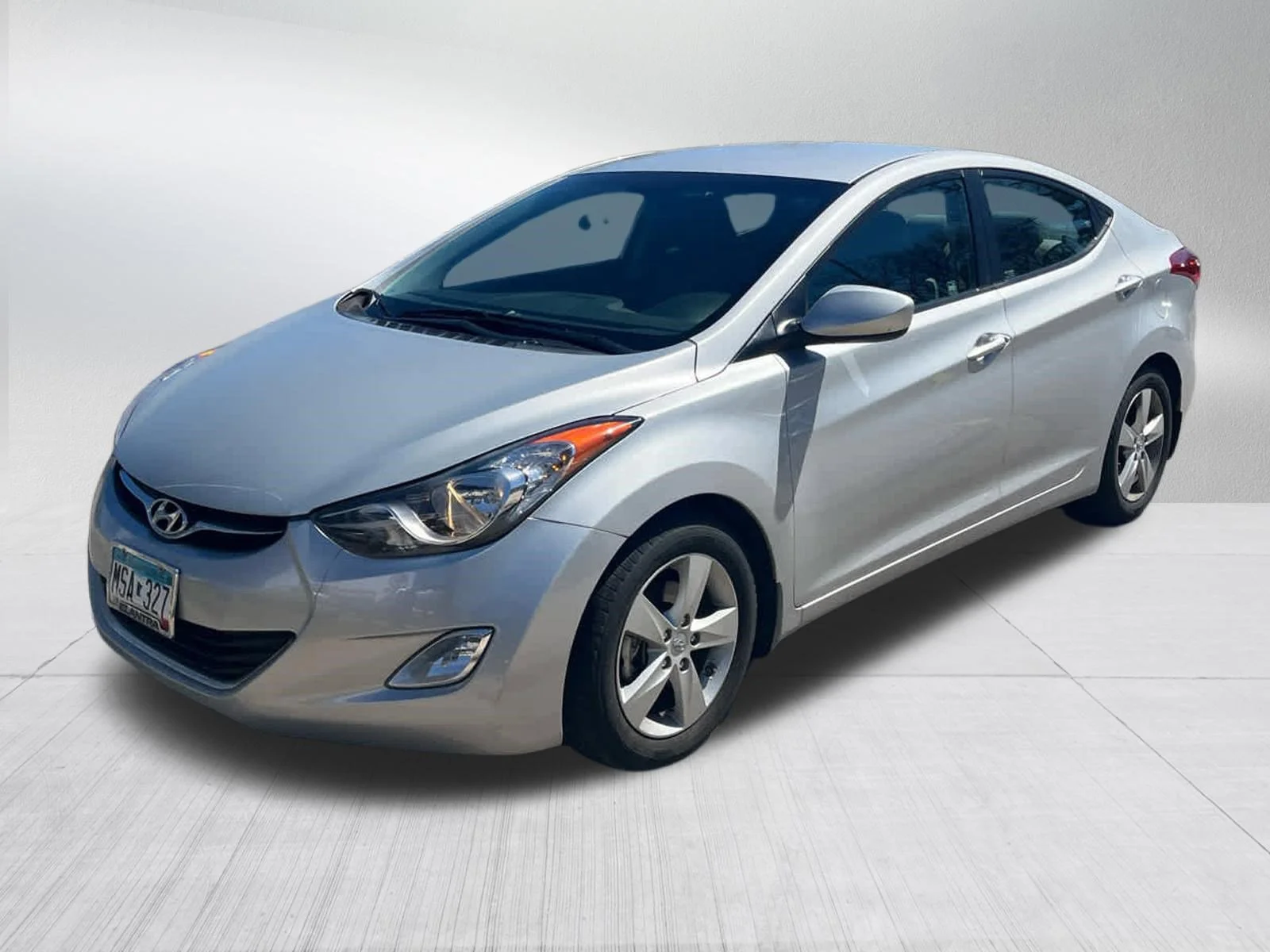 Used 2013 Hyundai Elantra GLS with VIN KMHDH4AE3DU835869 for sale in Golden Valley, Minnesota
