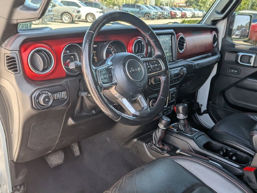 Used 2019 White Jeep Unlimited Rubicon image 33