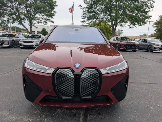 Certified Used 2024 Aventurin Red Metallic BMW xDrive50 image 8