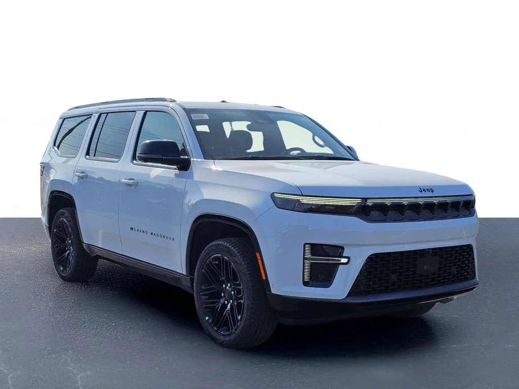 New 2026 Bright White Clear-Coat Exterior Paint Jeep Limited Reserve image 5