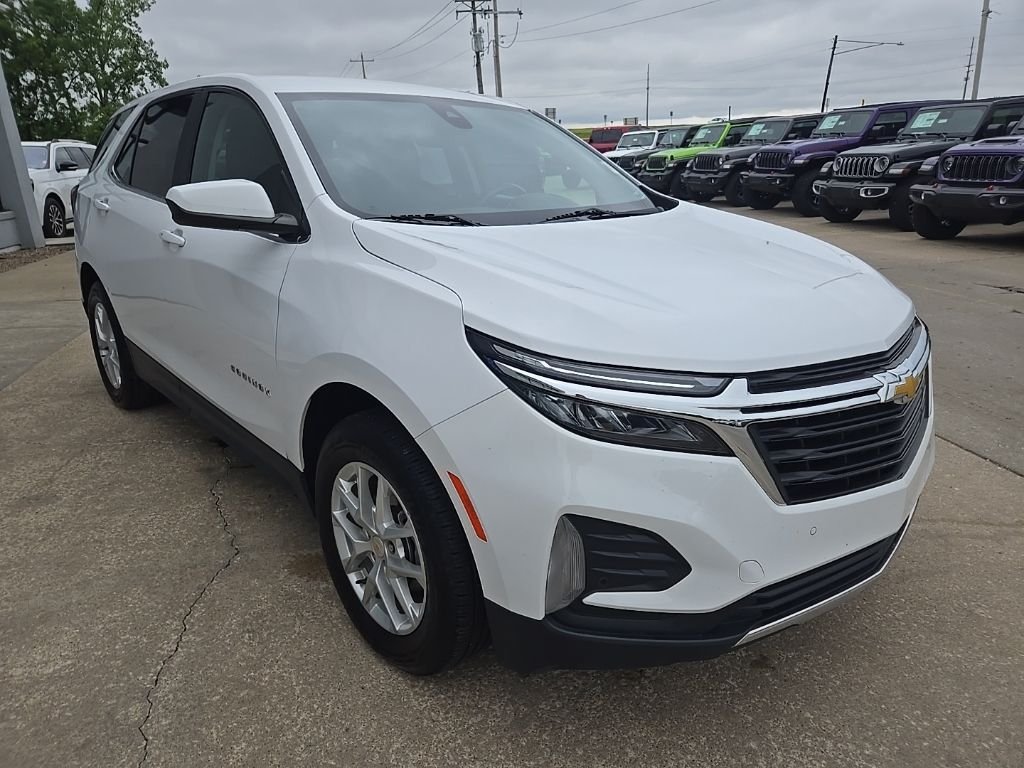 Used 2024 White Chevrolet LT image 15