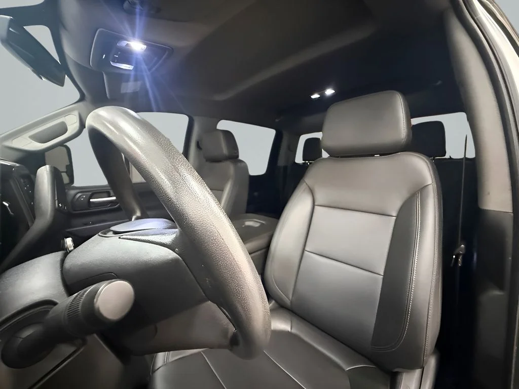 Used 2020 Silver GMC Base image 10