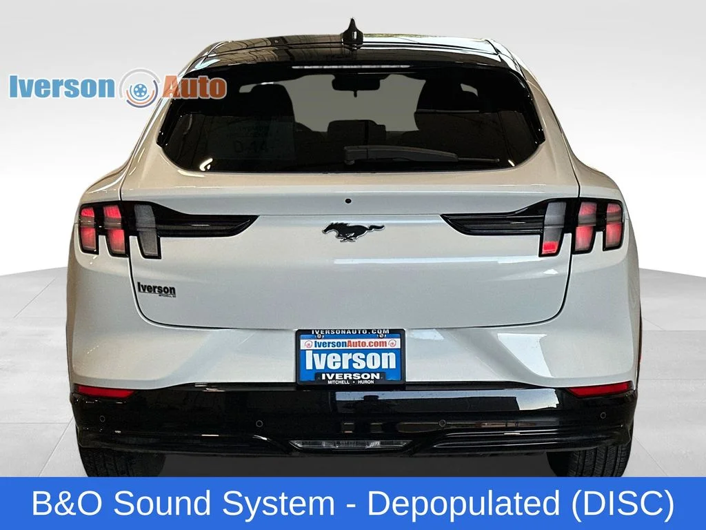 Used 2023 White Ford Premium image 8
